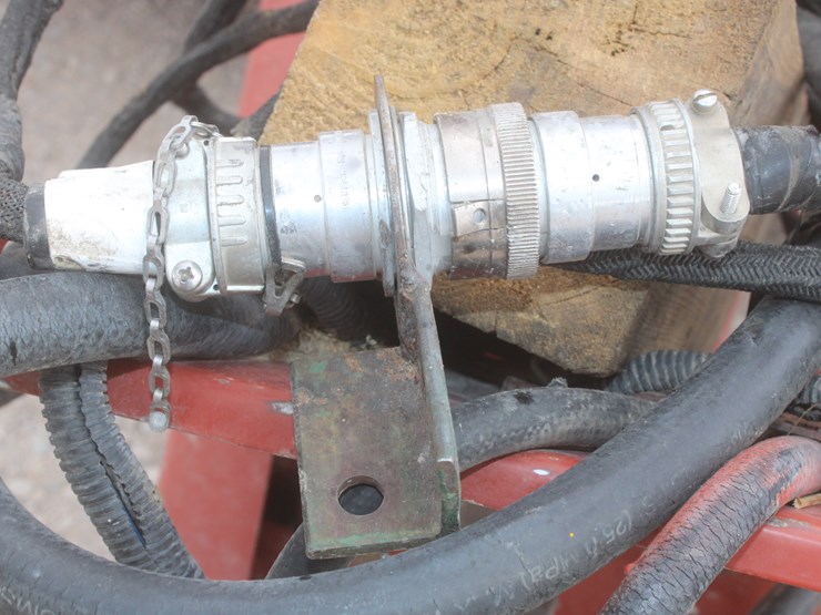 hesston-4910-image-82