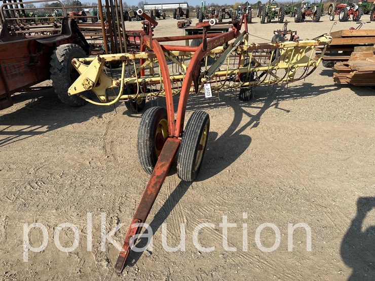 new-holland-256-image-2