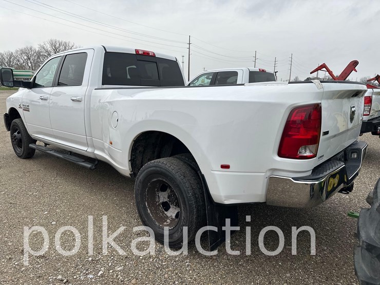 2018-ram-3500-slt-image-13