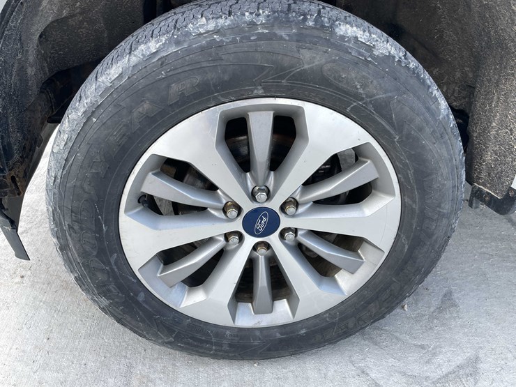 2018-ford-f150-image-18