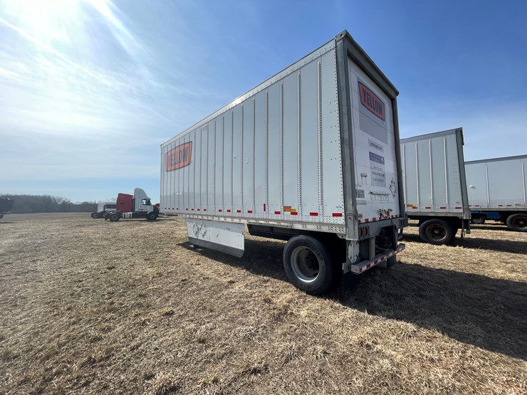 #157-•-2019-wabash-single-axle-semi-trailer-(has-wi-title)-image-8