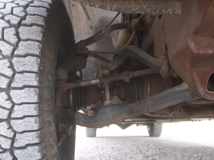 2000-chevrolet-k3500-image-24