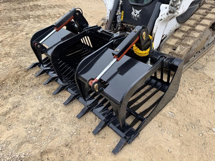 wildcat-80"-heavy-duty-skid-steer-skeleton-tooth-grapple-image-1