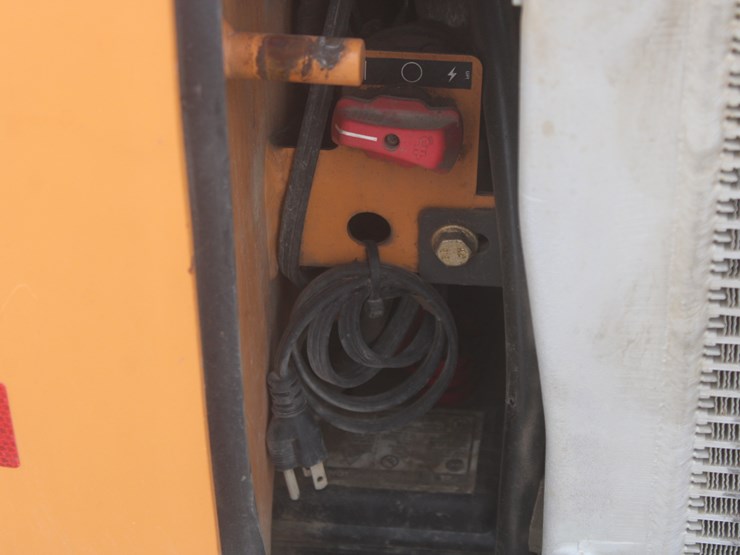 2022-case-sr210b-image-28