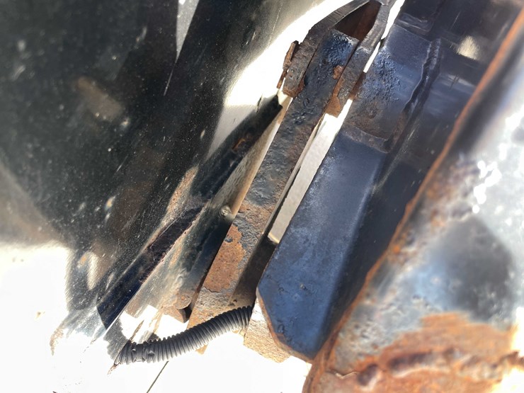 #5422-•-2014-nova-scissor-lift-tilt-bed-trailer-image-39