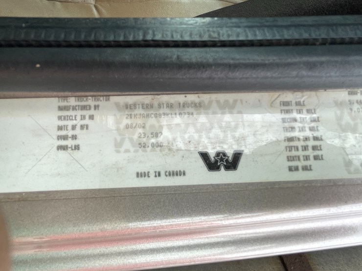 #128-•-2003-western-star-sleeper-cab-semi-tractor-(has-wi-title)-(non-runner)-image-82