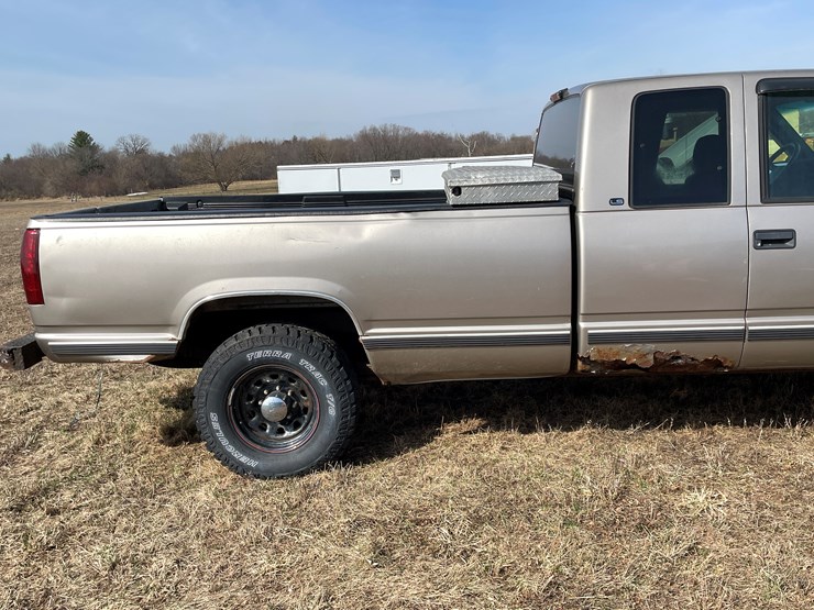 2000-chevrolet-2500-image-4