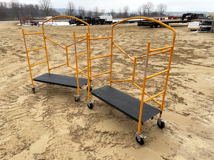 #3949-•-(2)-rolling-metal-carts-image-1