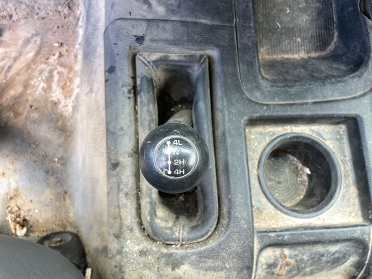 2016-dodge-2500-image-86