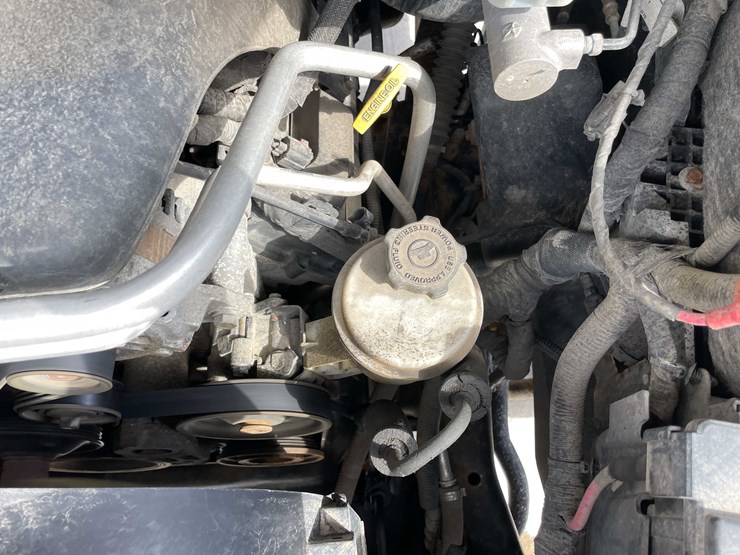 2015-dodge-2500-image-15