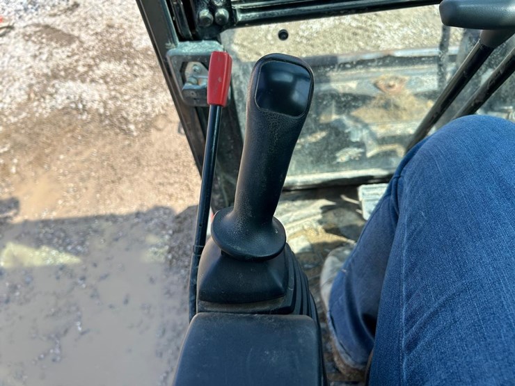 2022-kubota-u48-5-image-24