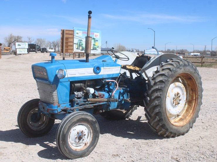 1966-ford-4000-image-9