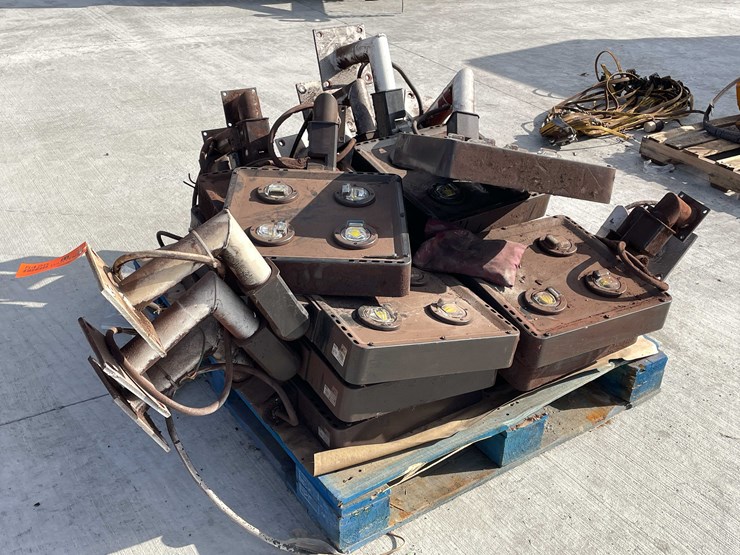 #5429-•-(16)-led-lights-image-1