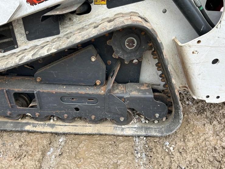 2023-bobcat-mt100-image-10