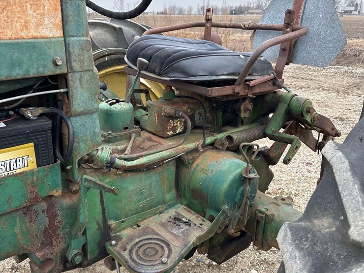 john-deere-420-image-12