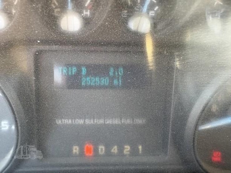 2015-ford-f750-xlt-image-15