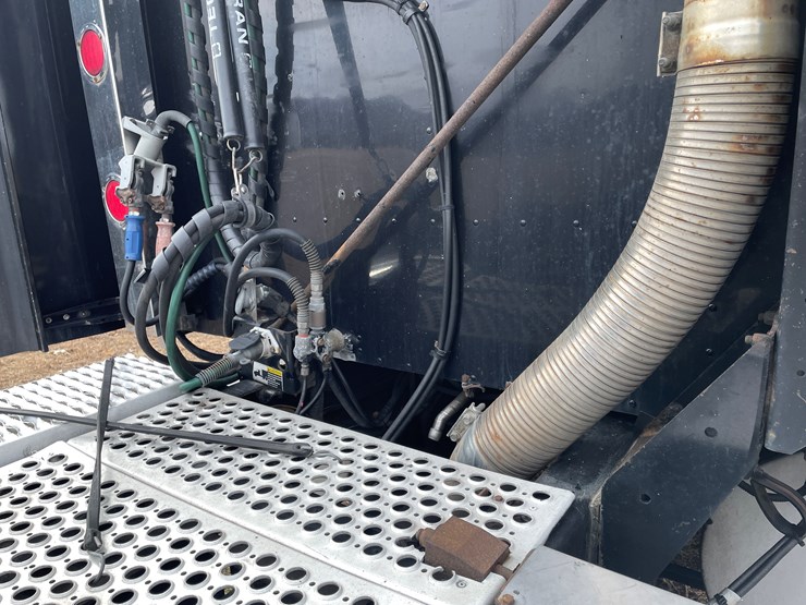 2006-caterpillar-c15-image-25