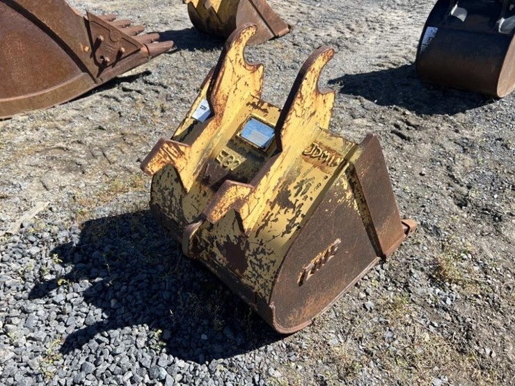 cws-24"-dig-bucket-image-3