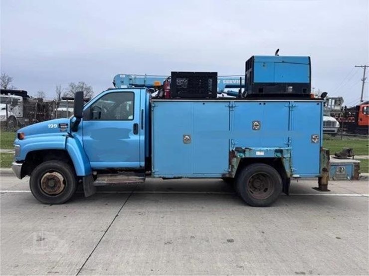 2007-gmc-topkick-image-7