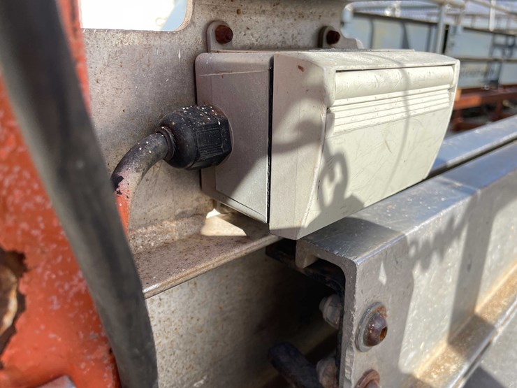 2007-jlg-1930es-image-17