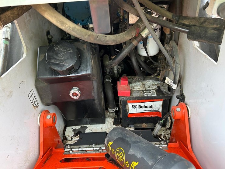 2023-bobcat-mt100-image-18