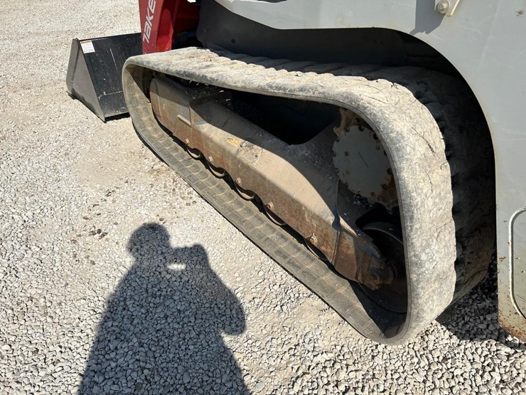 2020-takeuchi-tl12r2-image-16