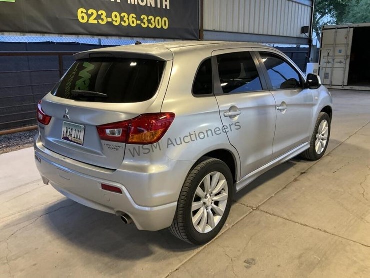 2011-mitsubishi-outlander-image-7