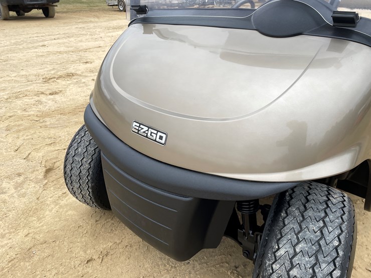 #605-•-ez-go-rxv-electric-golf-cart-image-27