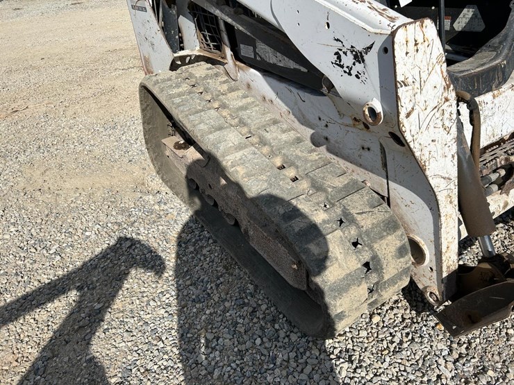 2019-bobcat-t595-image-13