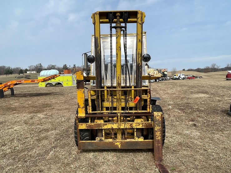 #173-•-otis-ut-50-gas-powered-rough-terrain-forklift-image-2