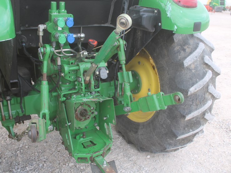 2013-john-deere-5100e-image-49