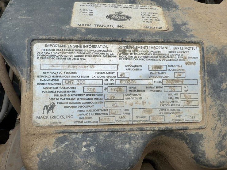 1998-mack-rd690s-image-9