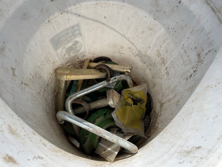 #3956-•-(12)-john-deere-single-disc-culters-image-13