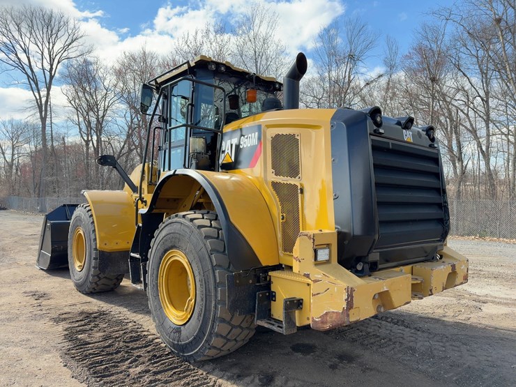 2017-caterpillar-950m-image-3