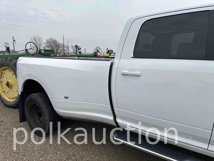 2022-dodge-3500-image-7