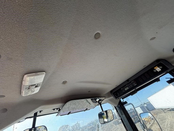 2018-komatsu-wa270-8-image-47