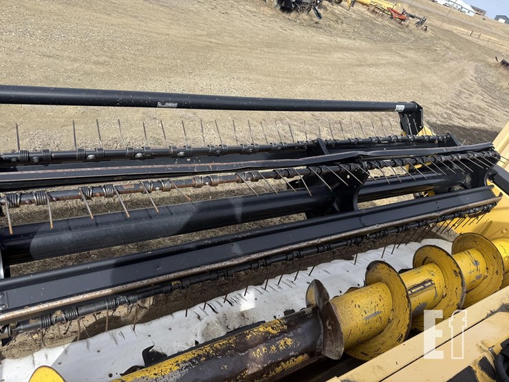 2008-new-holland-h8040-image-30