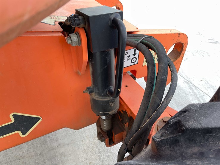 2006-jlg-450a-image-29