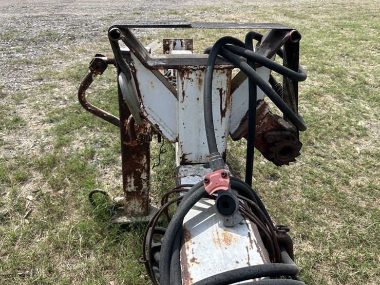 1996-butler-pole-image-8