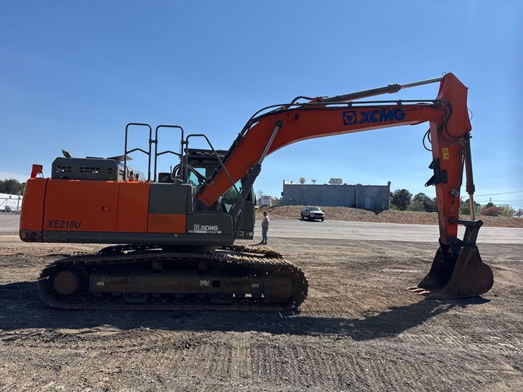 2019-xcmg-xe210u-image-8