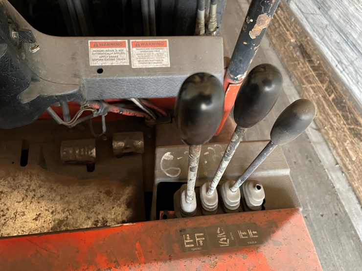 #172-•-linde-baker-electric-forklift-image-24