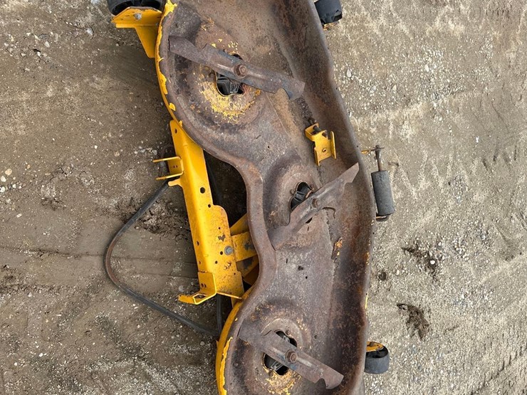 cub-cadet-lt1024-image-3