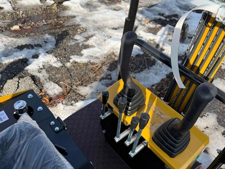 cfg-industry-h12r-image-5