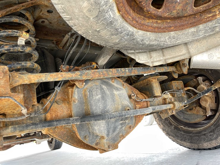 2016-dodge-2500-image-36