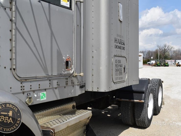 1995-kenworth-t800-image-12