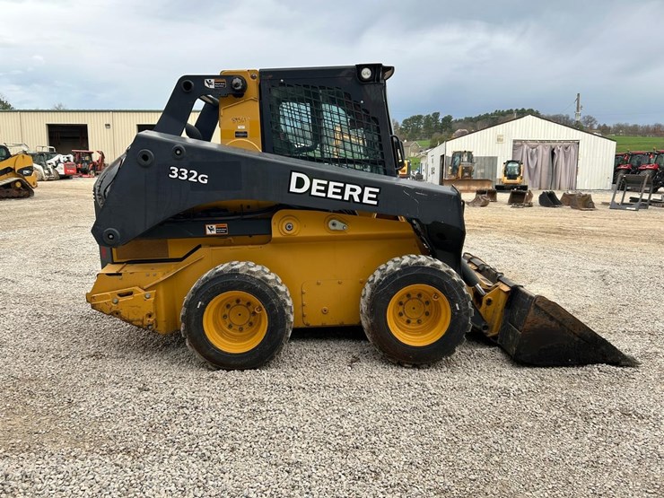 2020-deere-332g-image-5