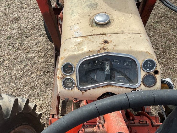 #175-•-case-830-diesel-tractor-image-48