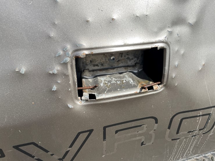 2000-chevrolet-2500-image-45