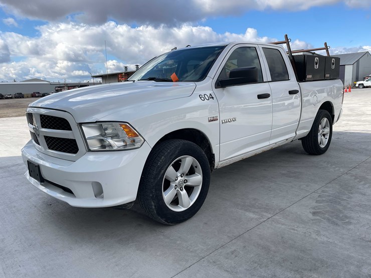 2017-dodge-1500-image-1