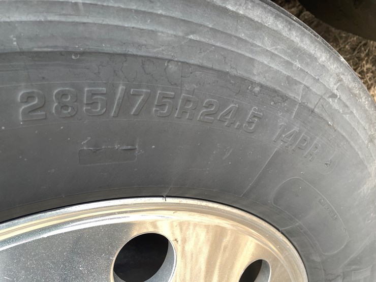 2006-caterpillar-c15-image-11